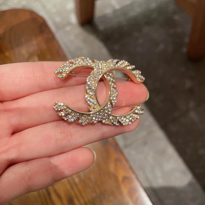 Chanel Brooch 03yxs342 (7)