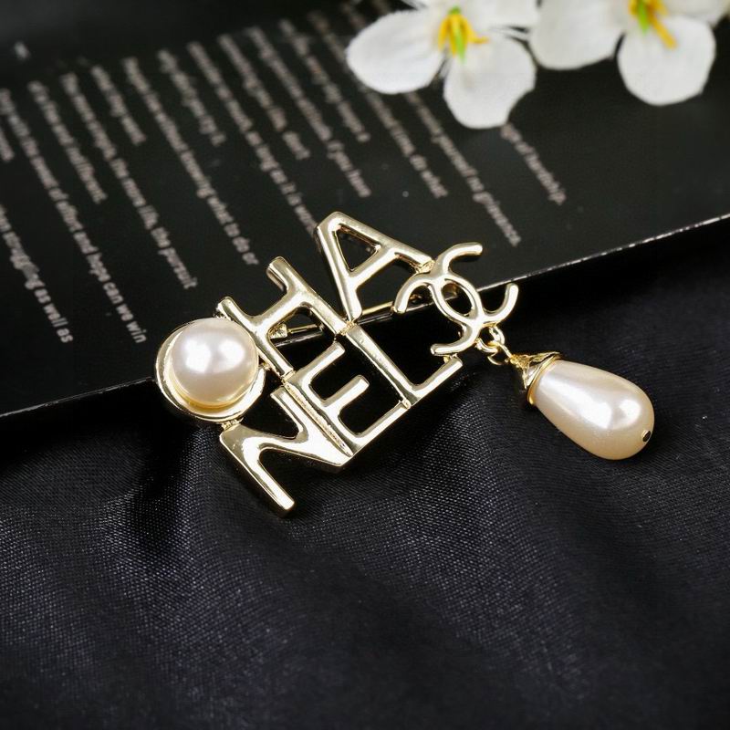 Chanel Brooch 03yxs344 (5)