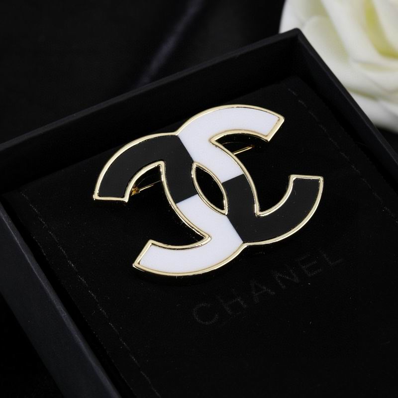Chanel Brooch 03yxs348 (5)