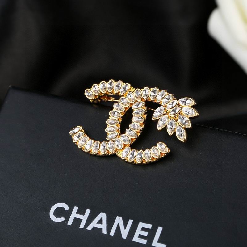Chanel Brooch 03yxs349 (3)