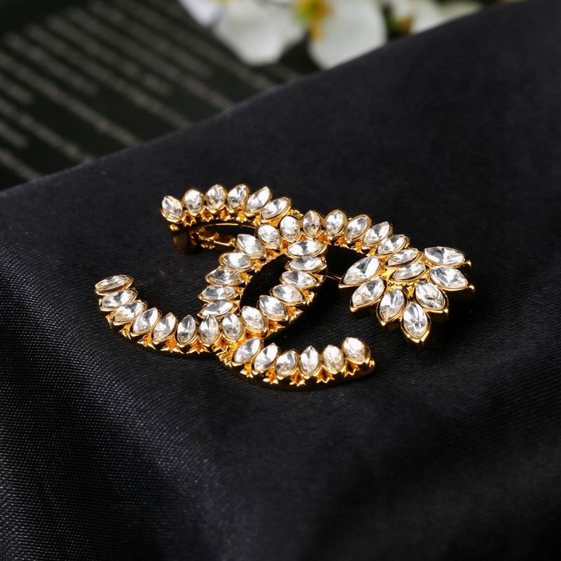 Chanel Brooch 03yxs349 (5)