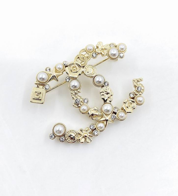 Chanel Brooch 03yxs354 (3)