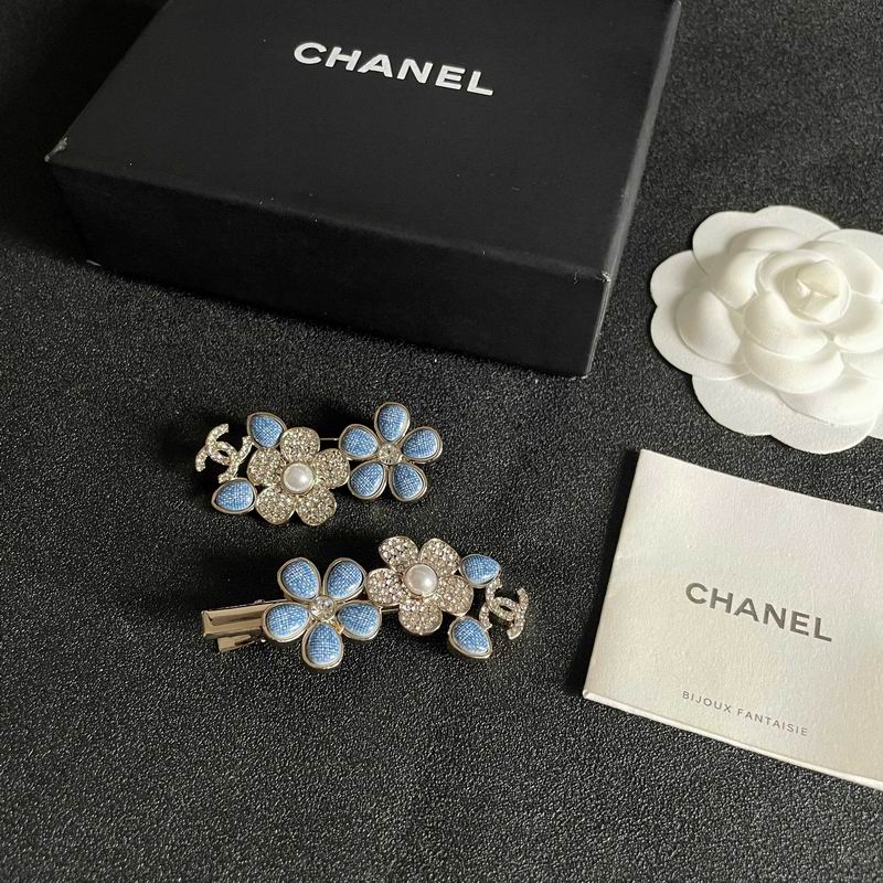 Chanel Brooch 03yxs356 (6)