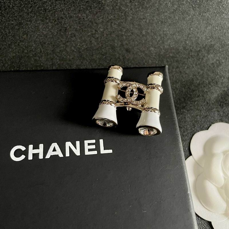 Chanel Brooch 03yxs357 (5)