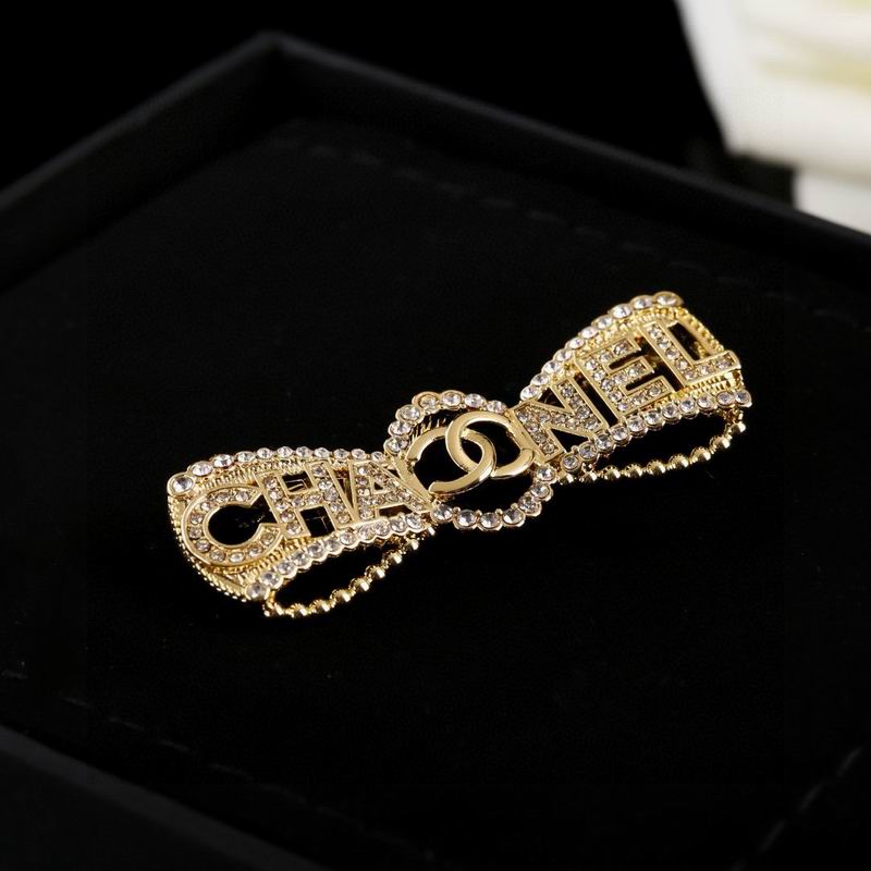 Chanel Brooch 03yxs358 (3)