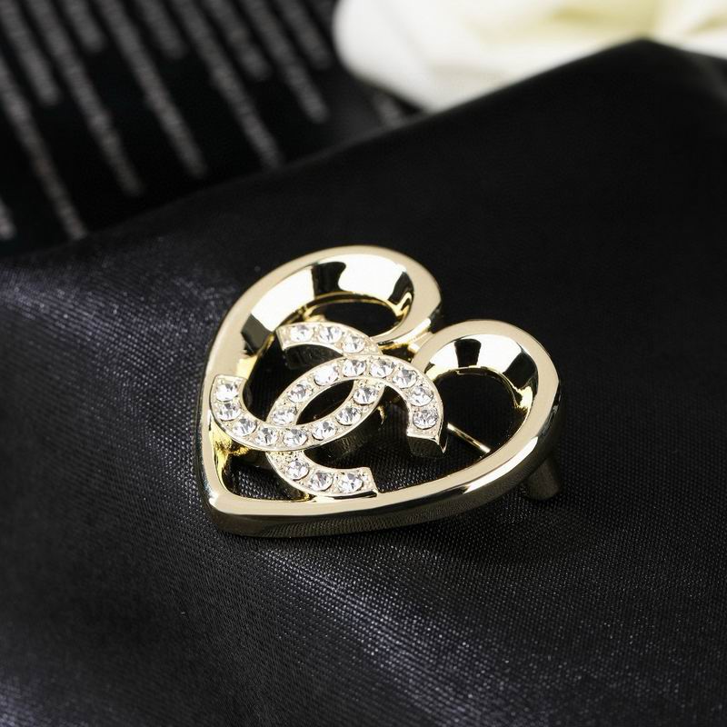 Chanel Brooch 03yxs362 (13)