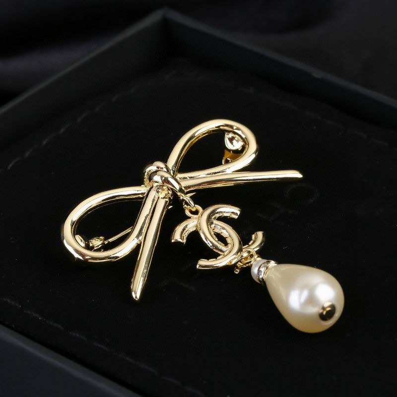 Chanel Brooch 03yxs92 (4)
