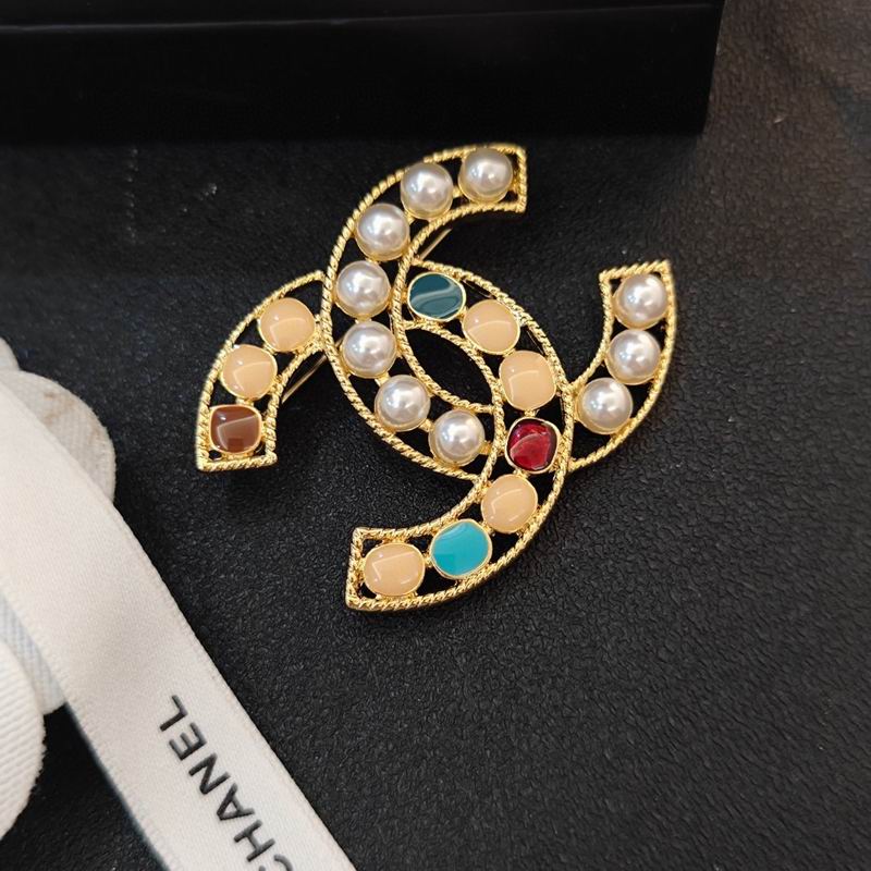 Chanel Brooch 03yxs96 (3)
