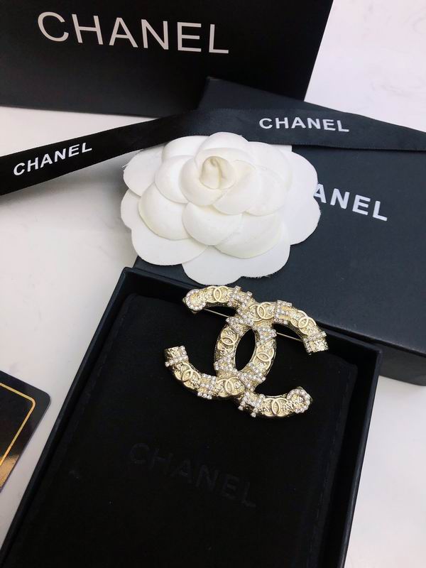 Chanel Brooch 03yxs97 (4)