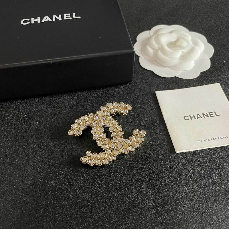 Chanel Brooch 04yxs01 (2)