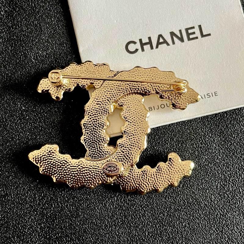 Chanel Brooch 04yxs01 (3)