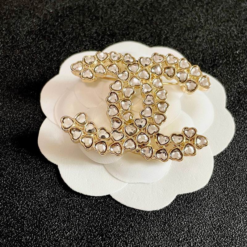 Chanel Brooch 04yxs01 (4)