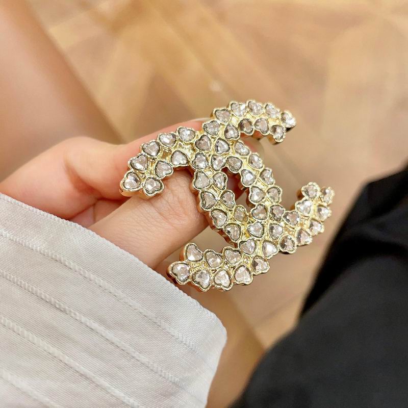 Chanel Brooch 04yxs01 (6)