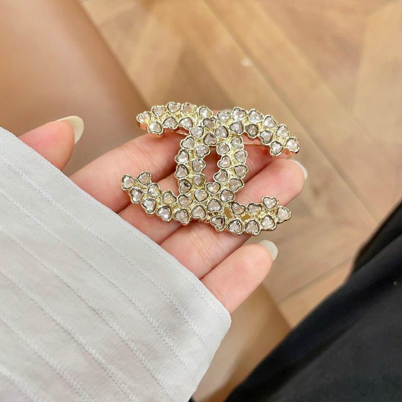 Chanel Brooch 04yxs01 (7)