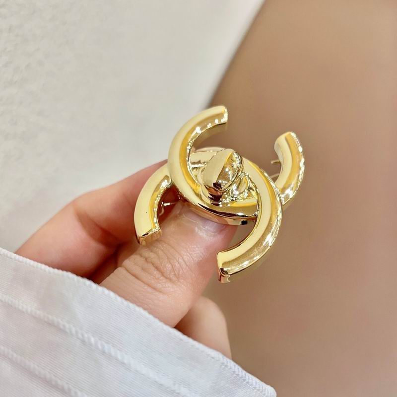 Chanel Brooch 04yxs02 (6)