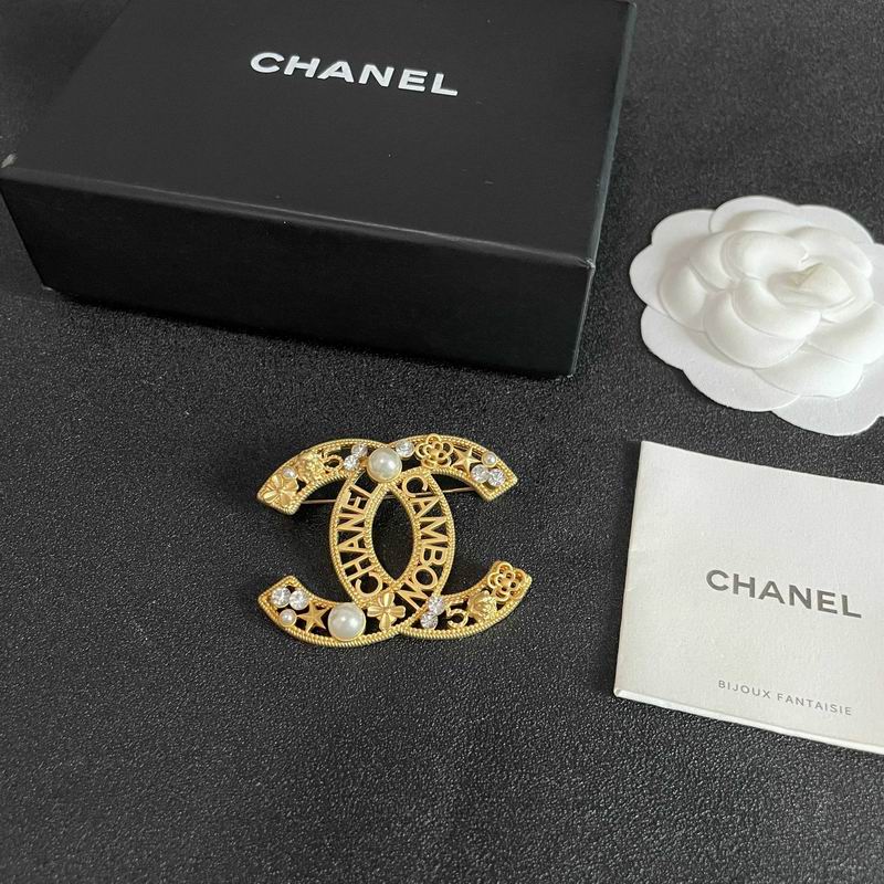 Chanel Brooch 04yxs03 (1)