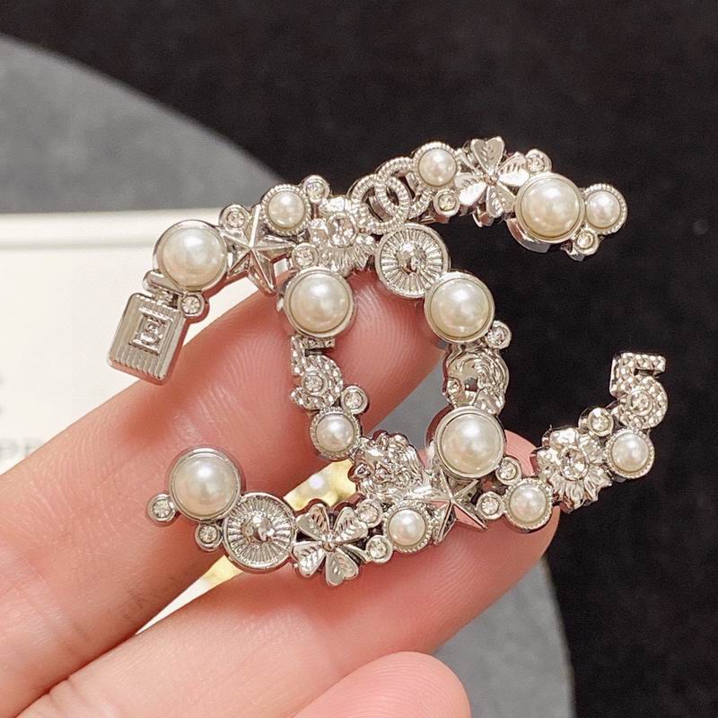 Chanel Brooch 04yxs11 (7)