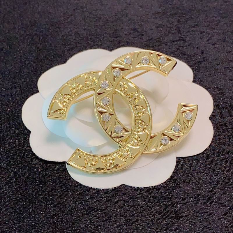 Chanel Brooch 04yxs13 (2)