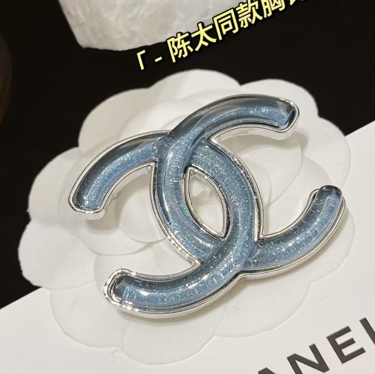 Chanel Brooch 04yxs14 (6)