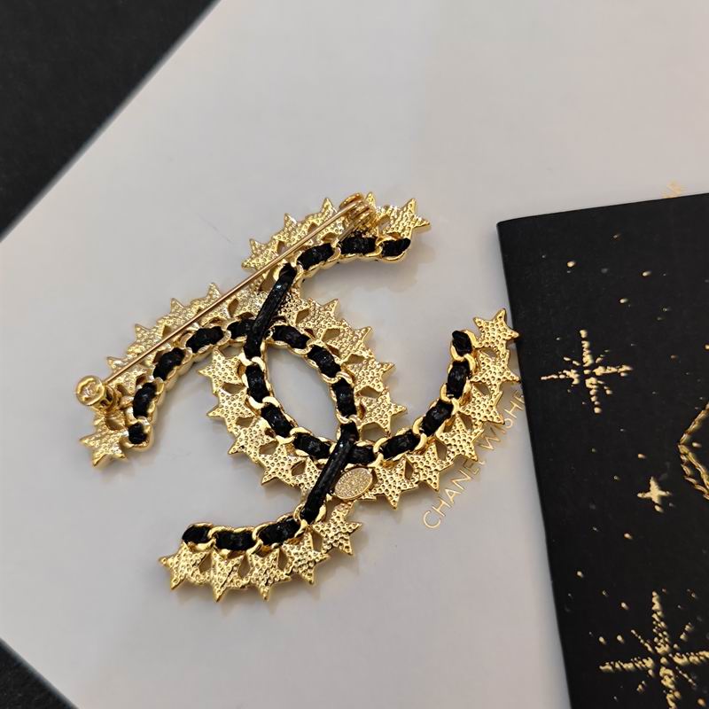 Chanel Brooch 04yxs15 (5)