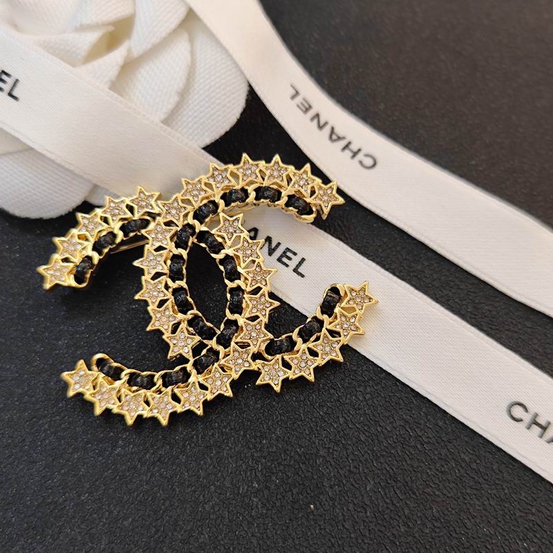 Chanel Brooch 04yxs15 (8)