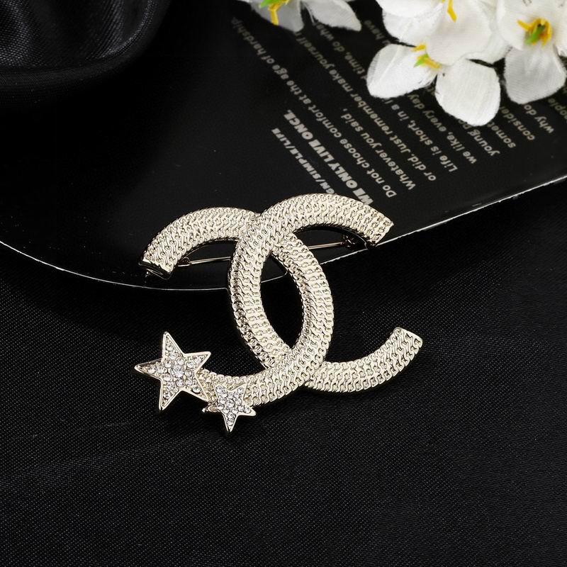 Chanel Brooch 04yxs17 (7)