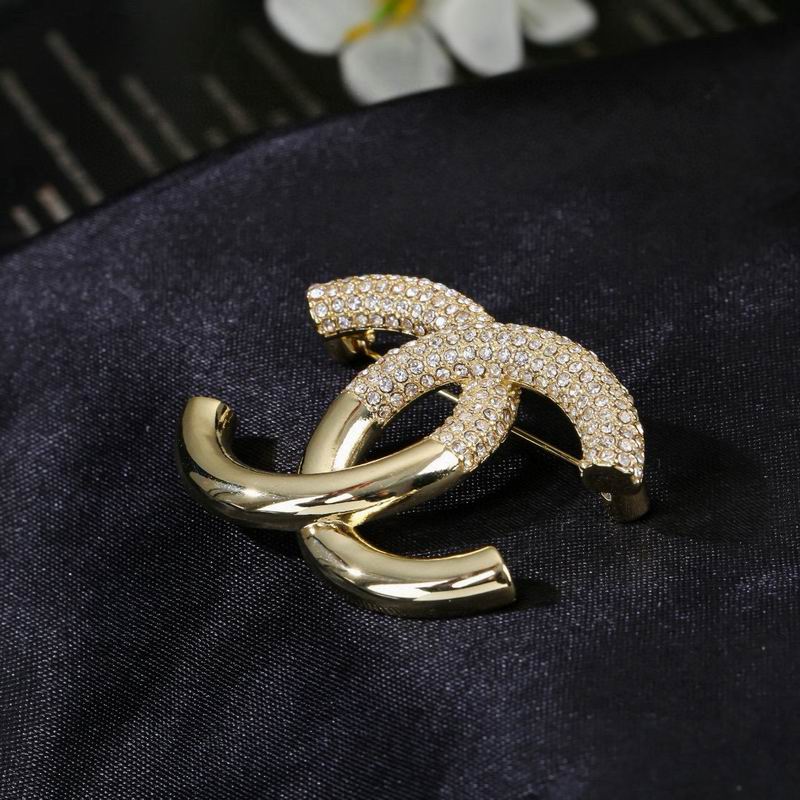 Chanel Brooch 04yxs18 (6)