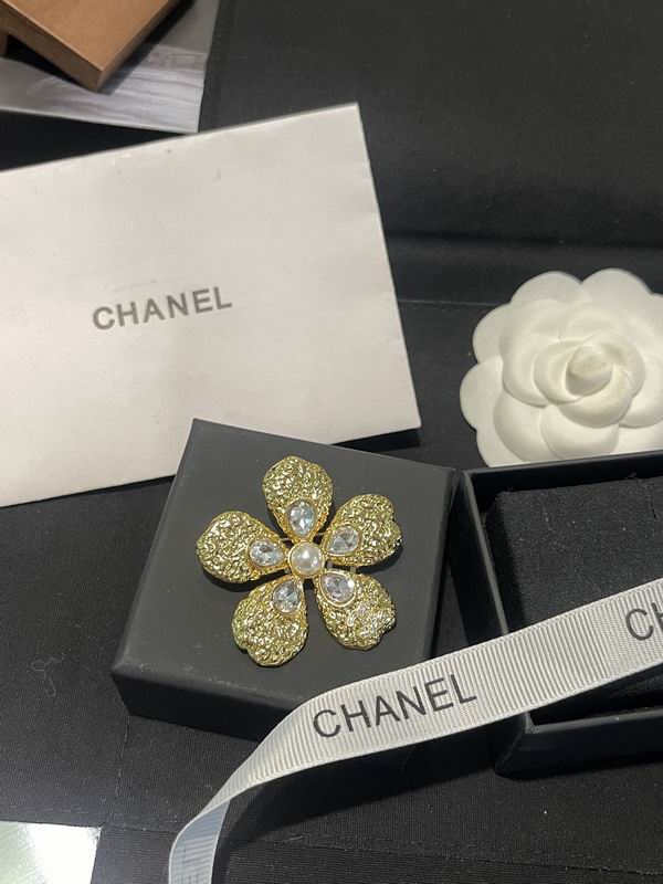 Chanel Brooch 04yxs22 (6)