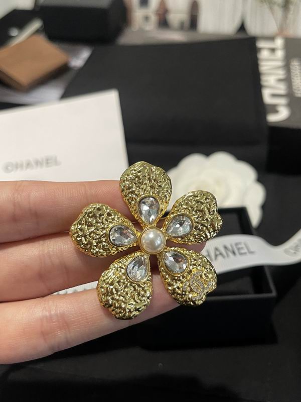 Chanel Brooch 04yxs22 (7)