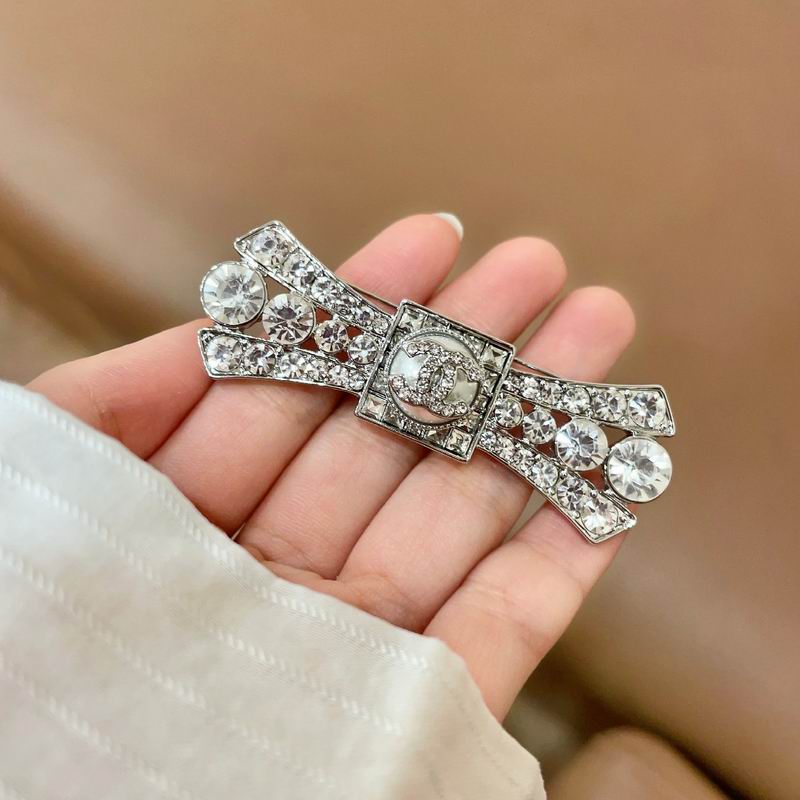 Chanel Brooch 04yxs24 (7)