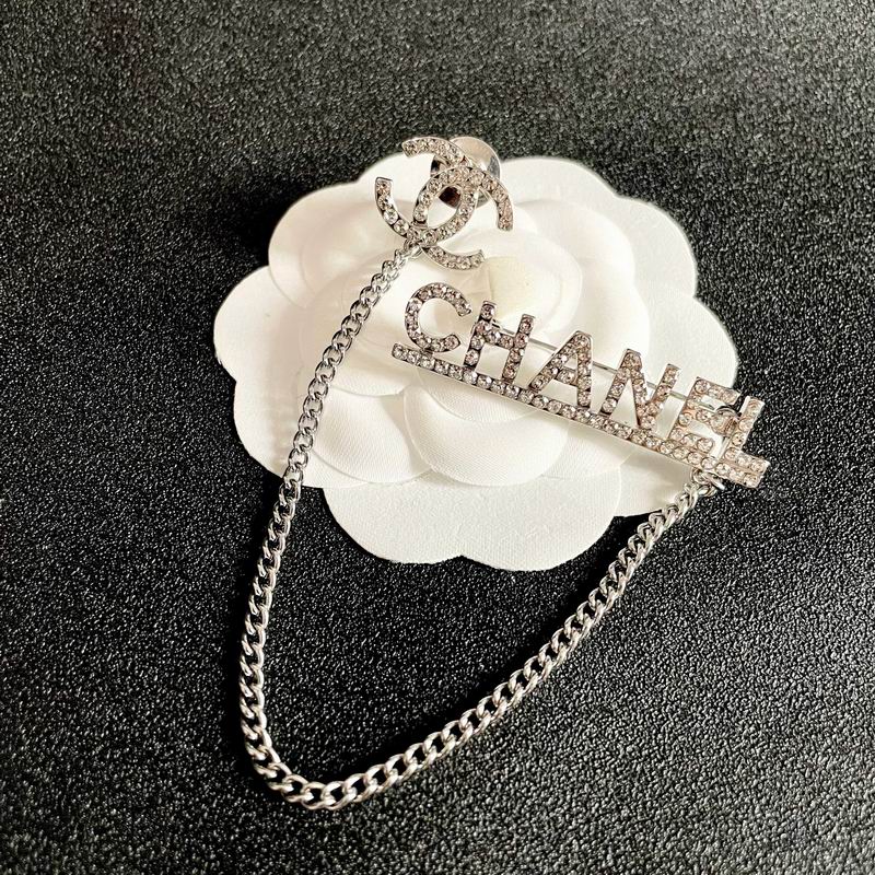 Chanel Brooch 04yxs35 (4)