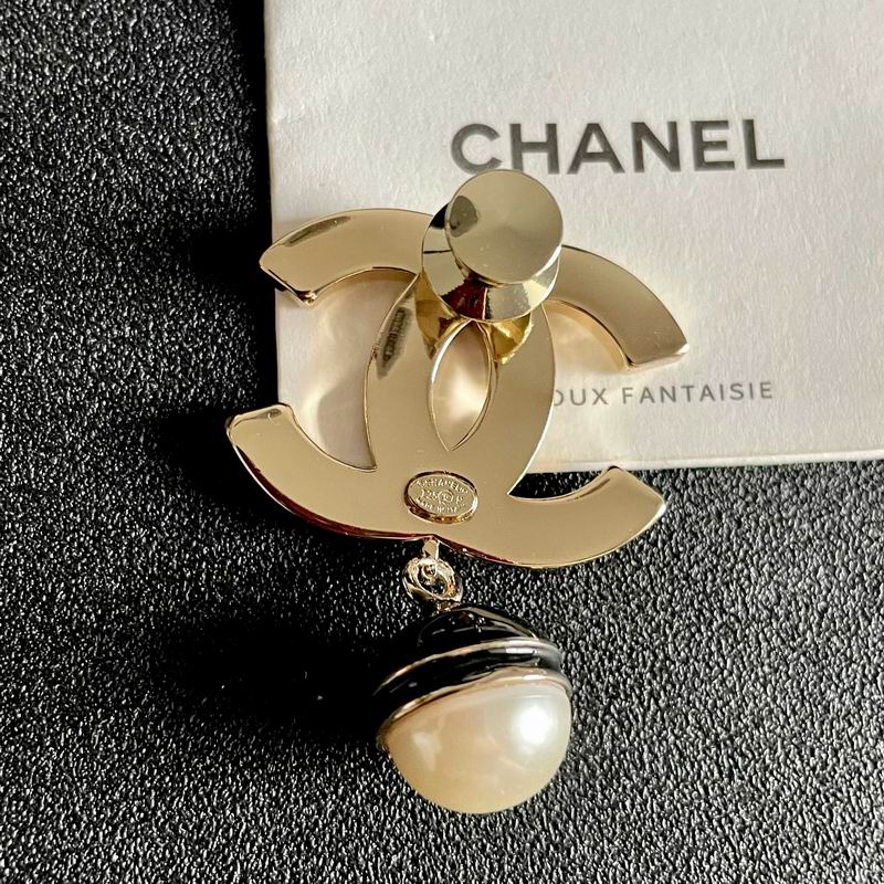 Chanel Brooch 04yxs363 (13)