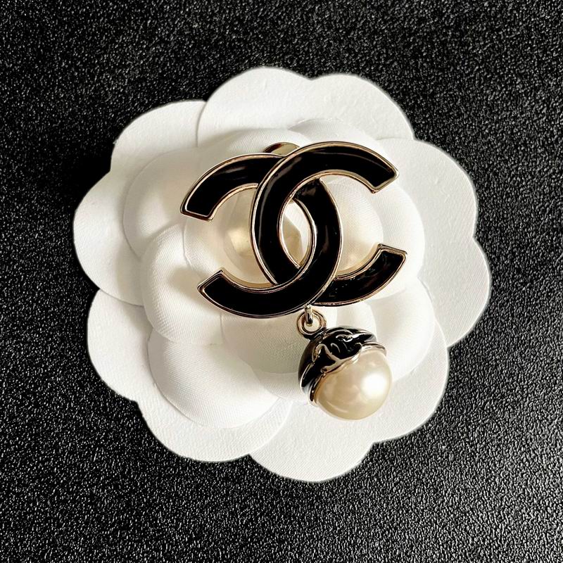 Chanel Brooch 04yxs363 (14)