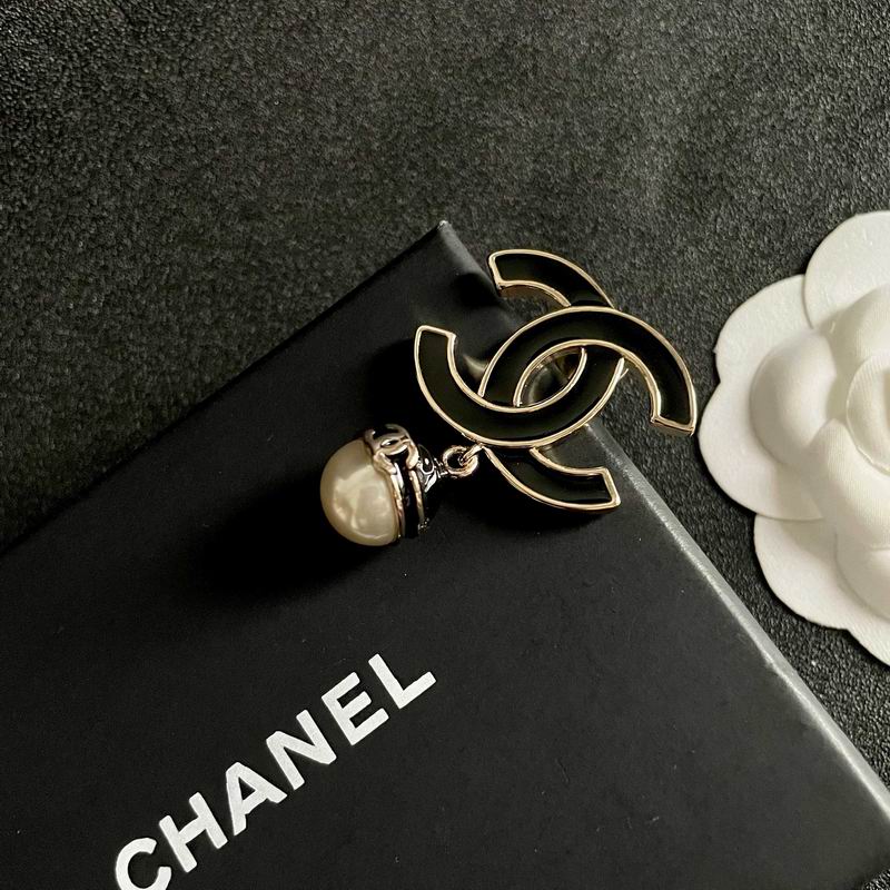 Chanel Brooch 04yxs363 (15)