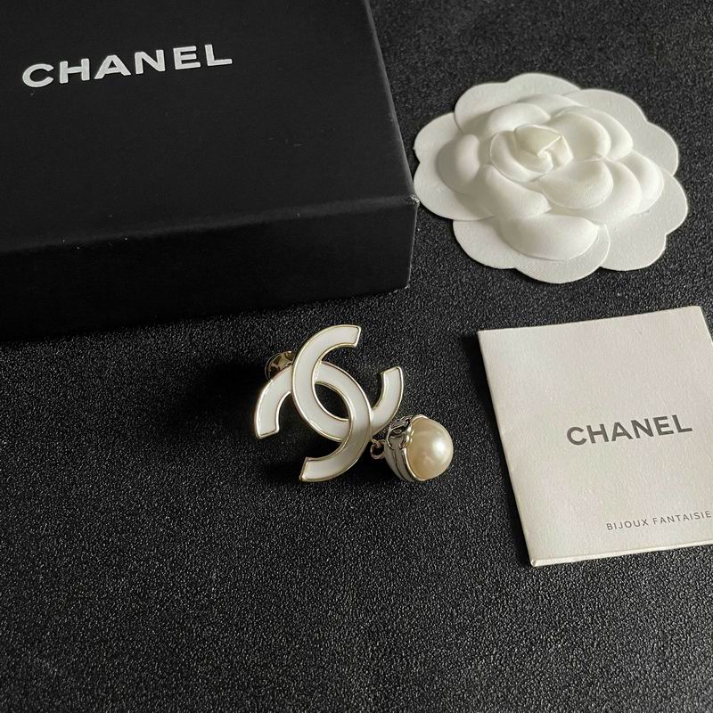 Chanel Brooch 04yxs363 (5)