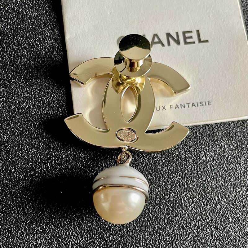 Chanel Brooch 04yxs363 (6)