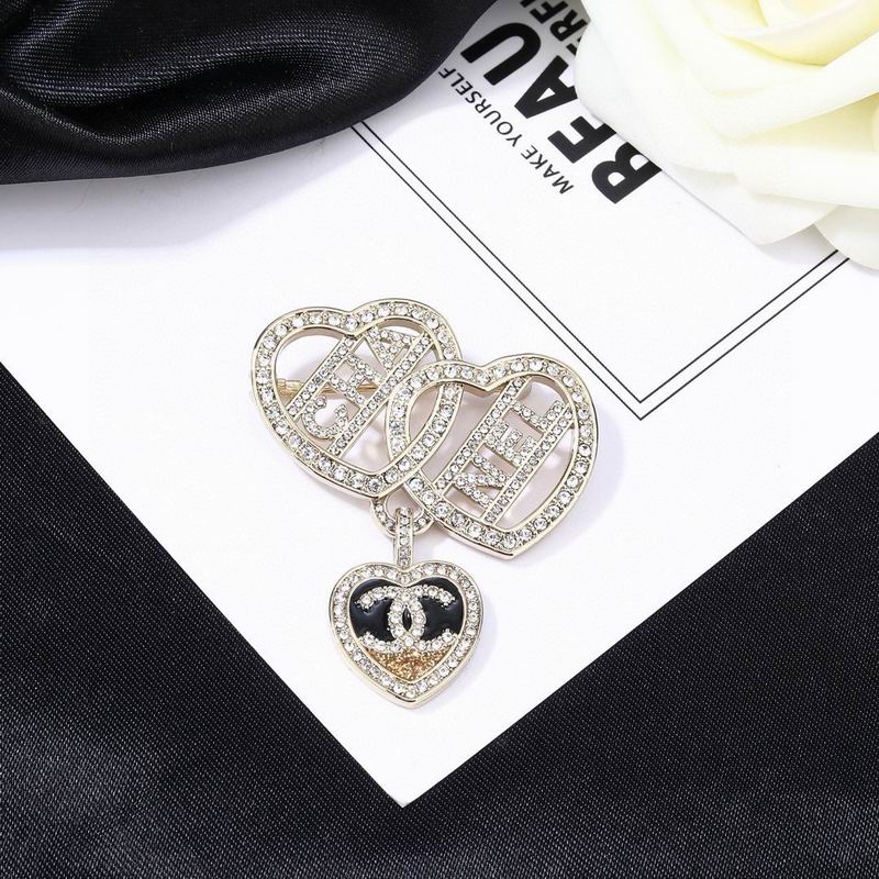 Chanel Brooch 04yxs365 (5)