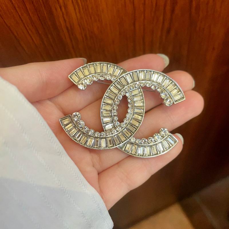 Chanel Brooch 04yxs374 (7)