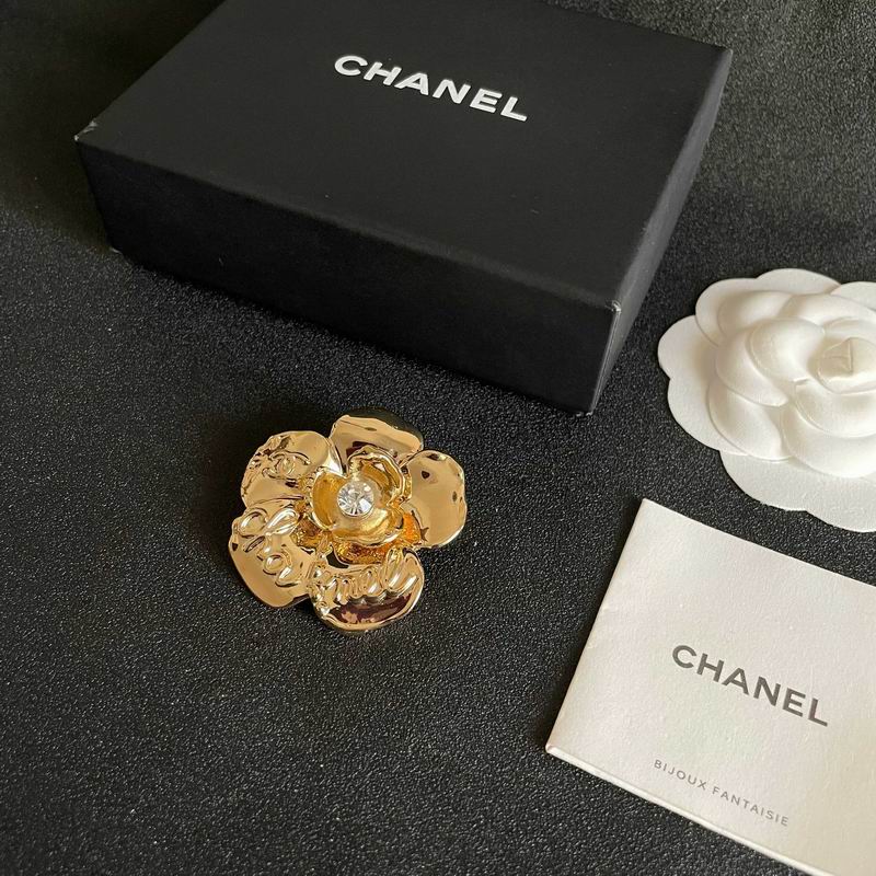 Chanel Brooch 04yxs375 (1)