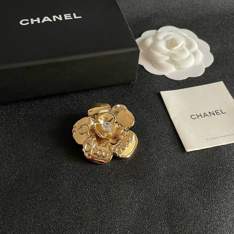 Chanel Brooch 04yxs375 (2)