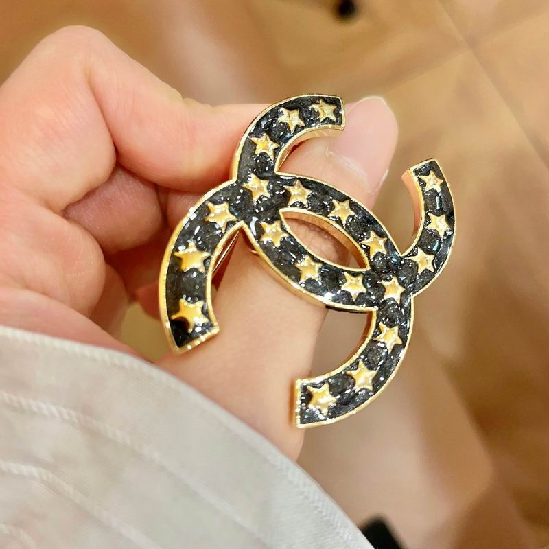 Chanel Brooch 04yxs376 (6)