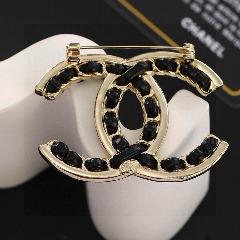 Chanel Brooch 04yxs377 (4)
