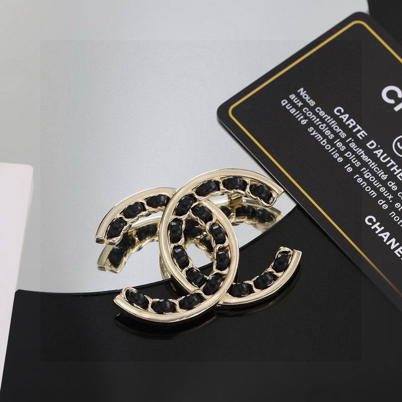 Chanel Brooch 04yxs377 (5)