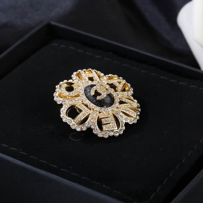 Chanel Brooch 04yxs38 (5)