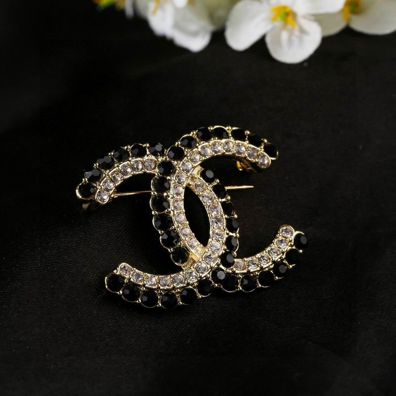 Chanel Brooch 04yxs383 (7)