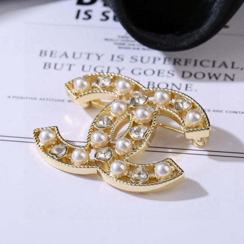 Chanel Brooch 04yxs385 (2)