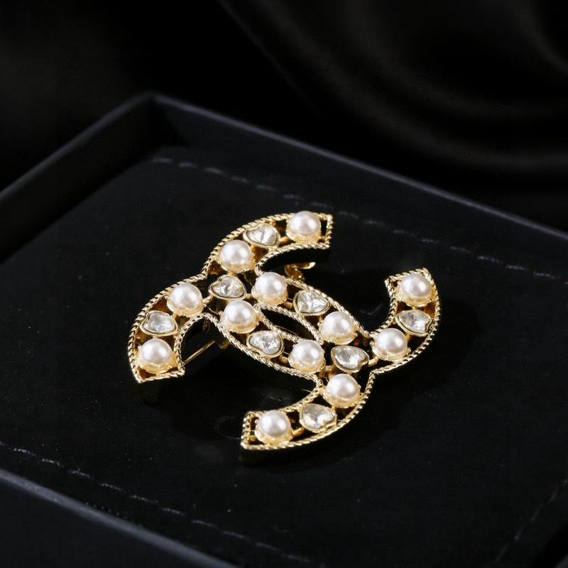 Chanel Brooch 04yxs385 (4)