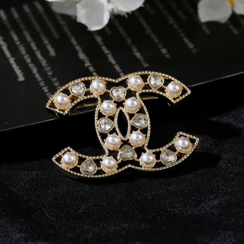 Chanel Brooch 04yxs385 (5)