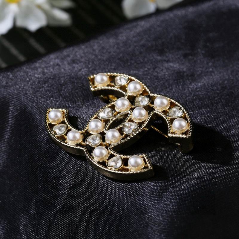 Chanel Brooch 04yxs385 (6)