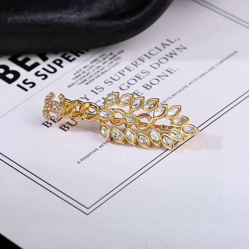 Chanel Brooch 04yxs386 (2)